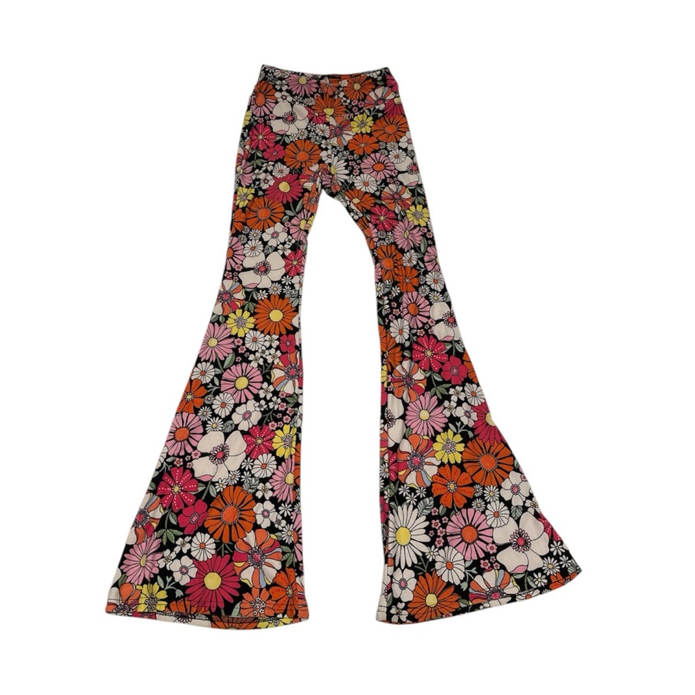 No Boundaries Women’s Floral Flare Bottoms- Juniors small 3-5